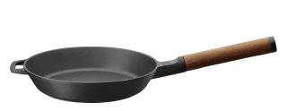 Pánev 24cm litinová Fiskars